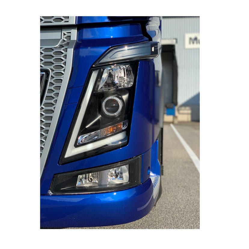 Skyddsfilm till Volvo FH4 Strålkastare
